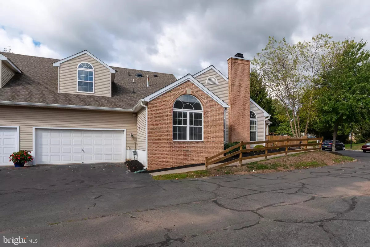 Pennington, NJ 08534,76 WOOLSEY CT