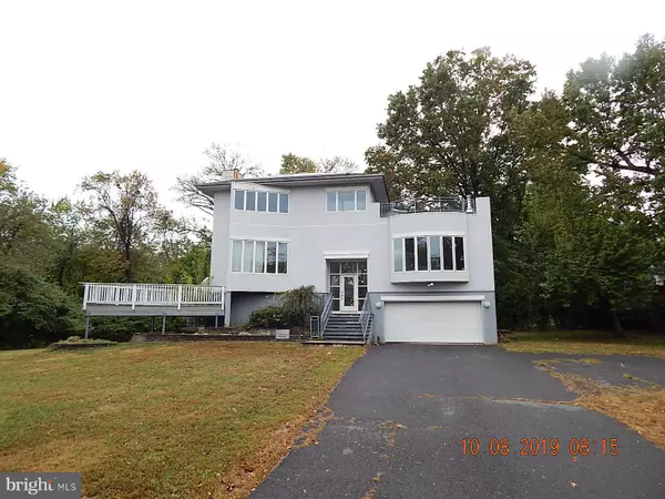 852 KINGSTON RD, Princeton, NJ 08540