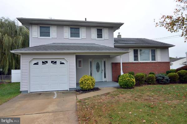 28 APOLLO DR, Hamilton, NJ 08620