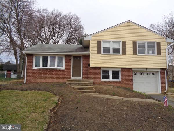 5 TOBY LN, Trenton, NJ 08620