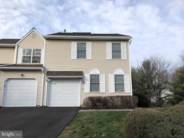 19 PIONEER CT, Ewing, NJ 08628