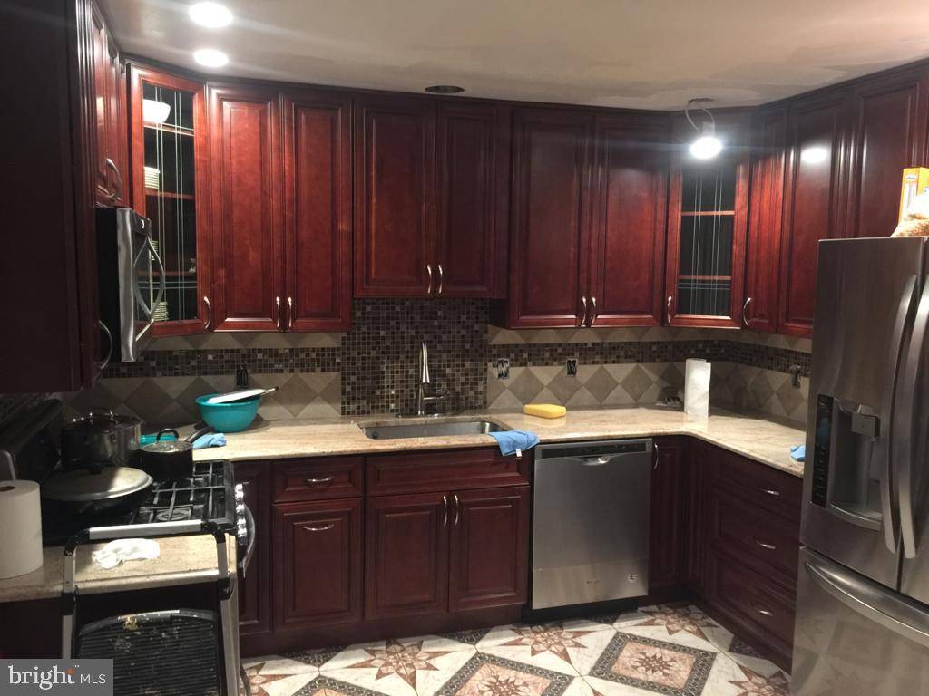 Hightstown, NJ 08520,42 COVINGTON DR