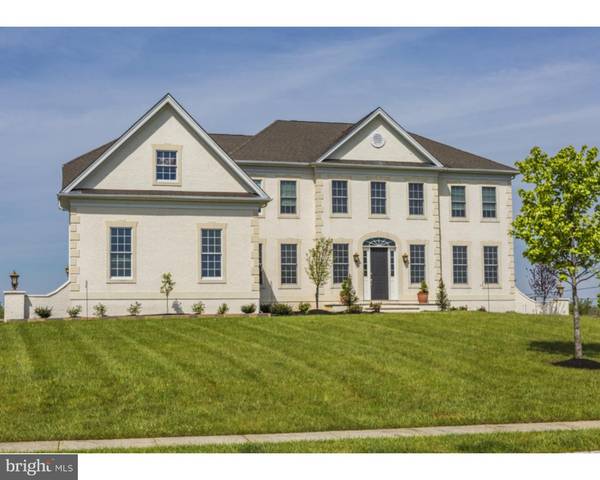 2 ORCHARD DR, Cream Ridge, NJ 08514