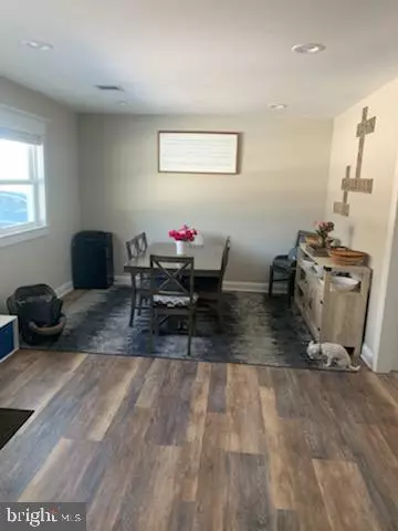 Freehold, NJ 07728,16 IRWIN AVE