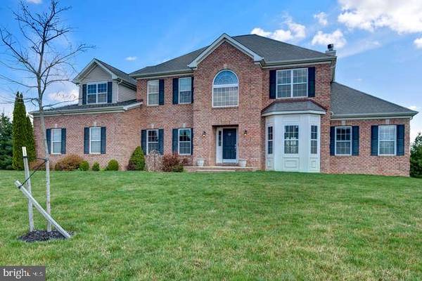 32 HARVESTVIEW DR, Monroe Twp, NJ 08831