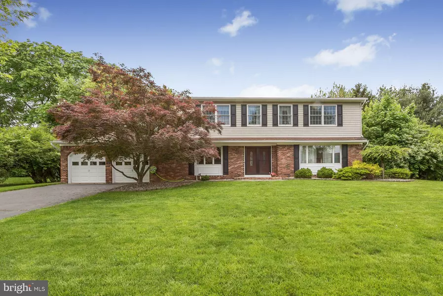 33 HAMILTON LN S, Plainsboro, NJ 08536