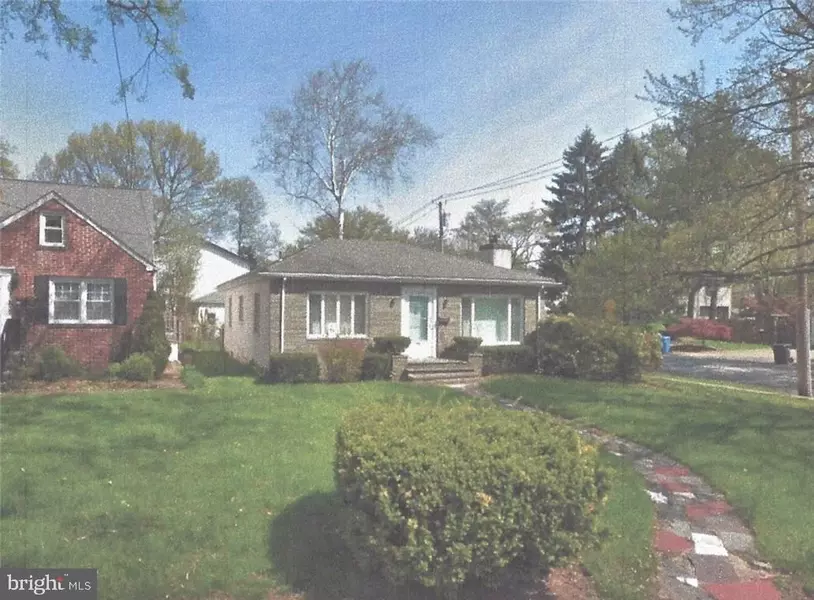 110 WOODBRIDGE AVE, Metuchen, NJ 08840