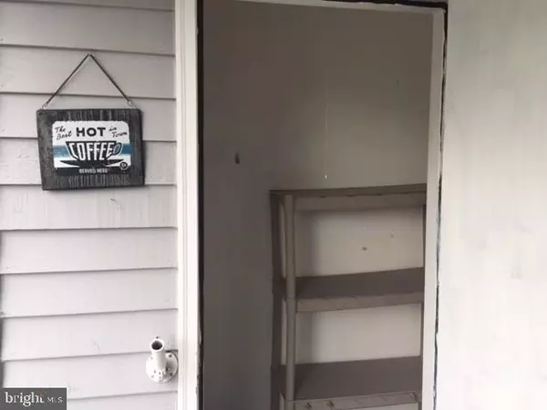 Helmetta, NJ 08828,2509 CANDLELIGHT CT