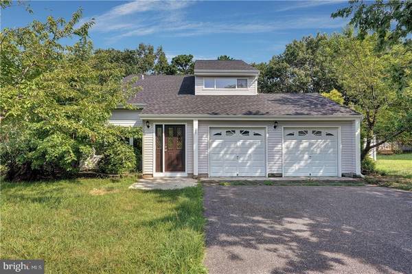 25 DEER RUN DR N, Barnegat, NJ 08005