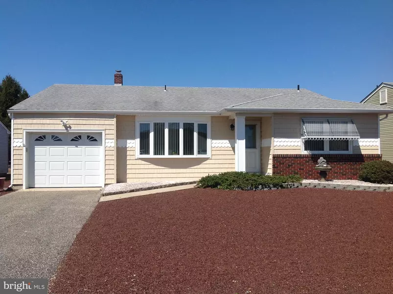 21 MAPLETON, Toms River, NJ 08757