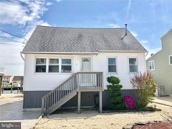 57 FRANK DR, Manahawkin, NJ 08050