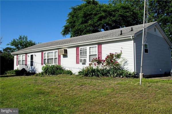 743 MONTAUK DR, Forked River, NJ 08731