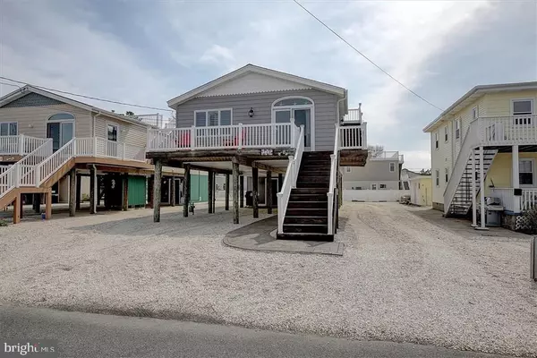 Surf City, NJ 08008,228 17TH ST