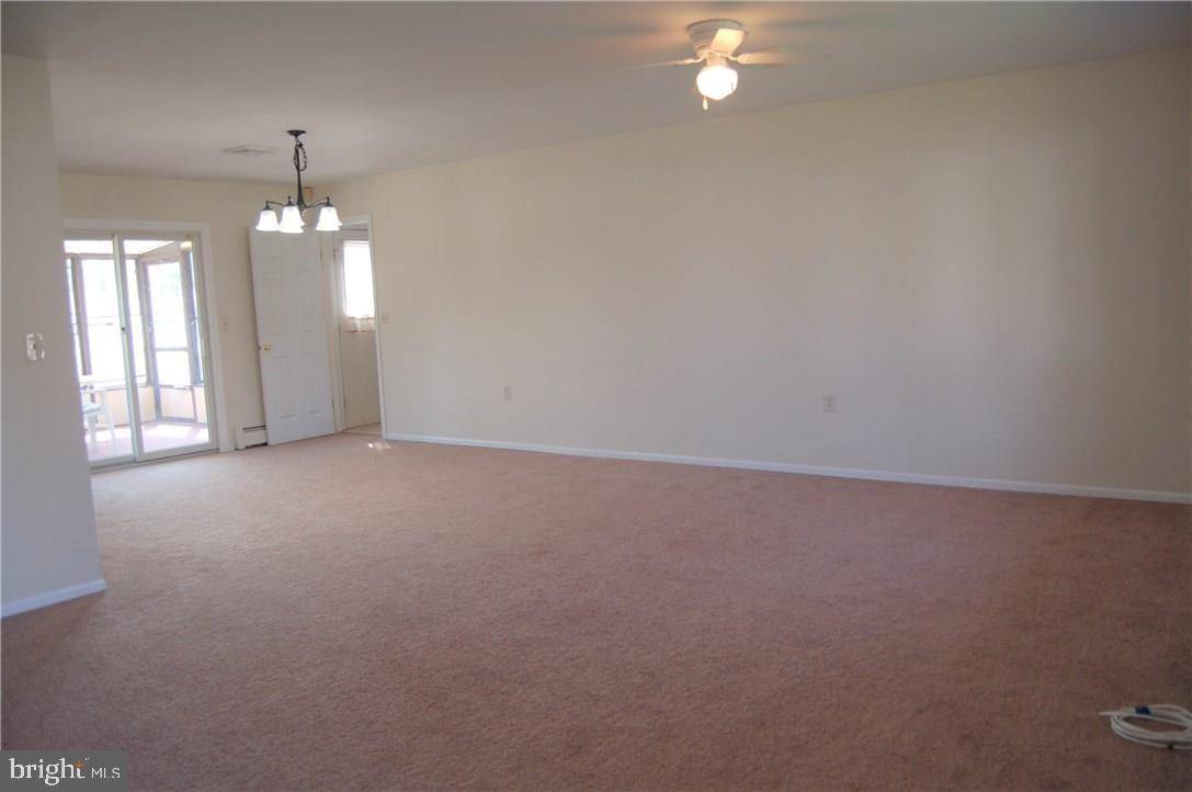 Barnegat, NJ 08005,10 LAFAYETTE CT