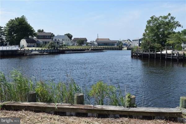 30 S DAYTON DR, Tuckerton, NJ 08087