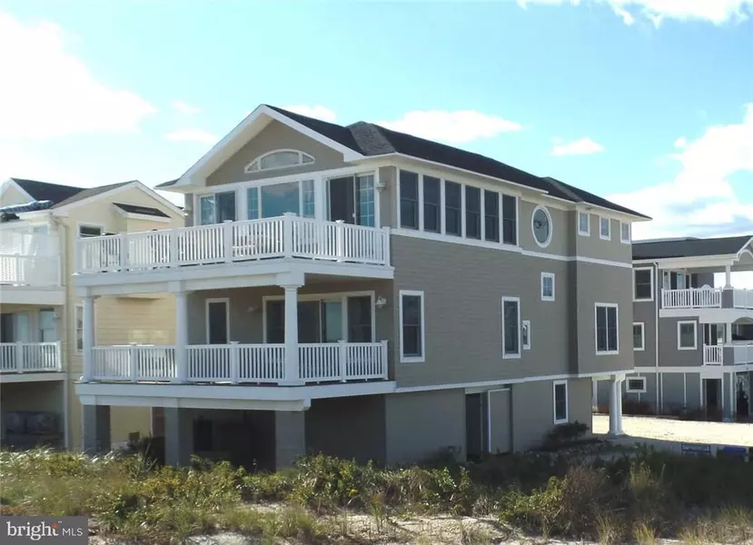 12 E GLOUCESTER AVE, Harvey Cedars, NJ 08008