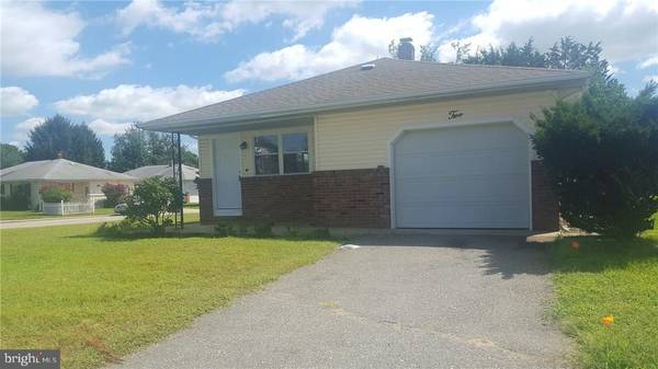 2 BOLANS CT, Toms River, NJ 08757