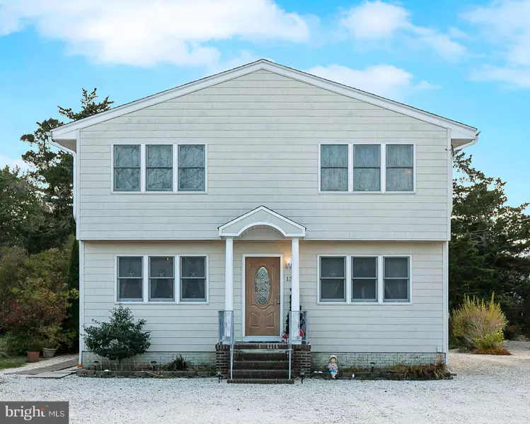 13 E 11TH ST, Barnegat Light, NJ 08006