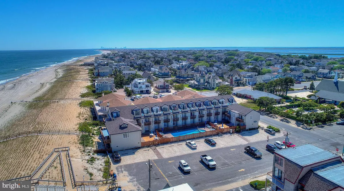 Beach Haven, NJ 08008,20 PEARL ST #3