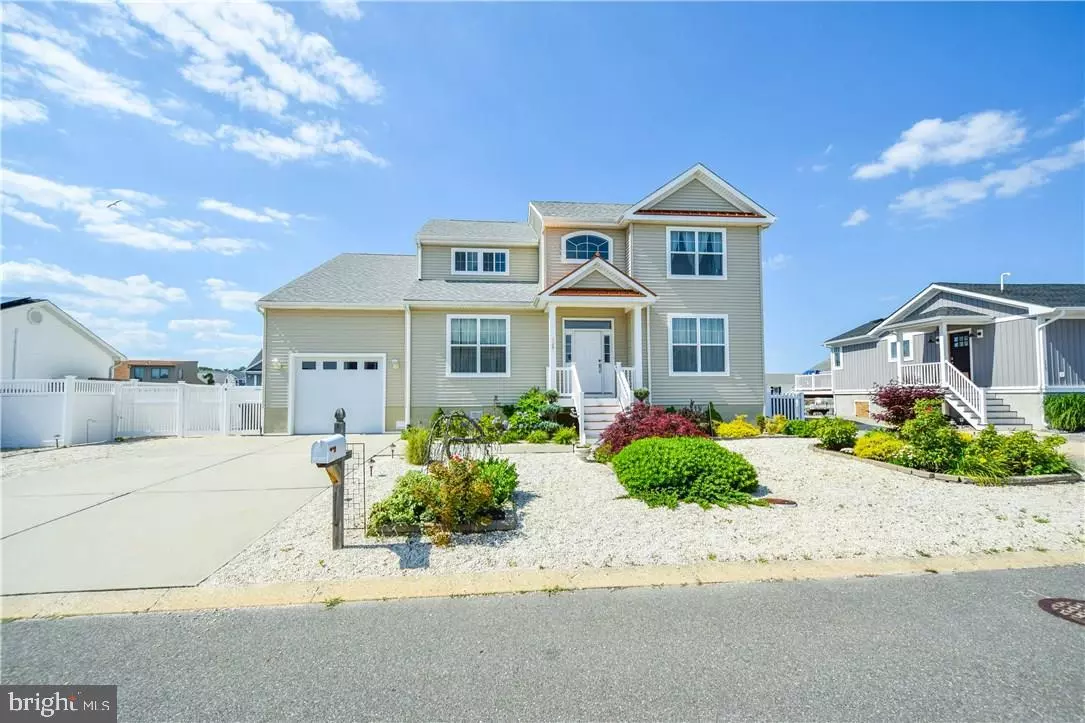 Manahawkin, NJ 08050,129 BERNARD DR