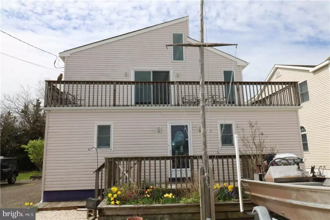 Barnegat Light, NJ 08006,20 W 10TH ST