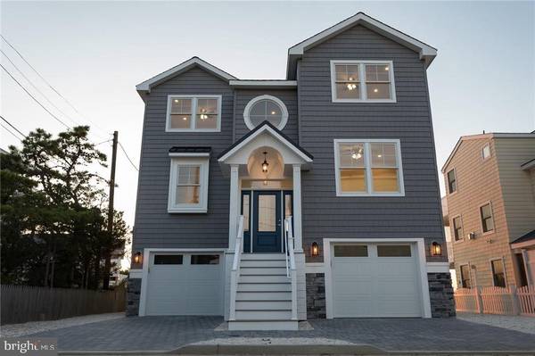 106 BAY TER, Surf City, NJ 08008