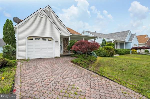 179 CANTERBURY LN, Toms River, NJ 08757