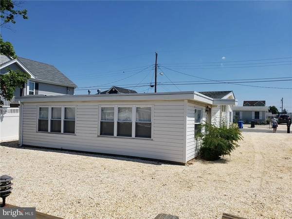 121 PATTY LN, Manahawkin, NJ 08050