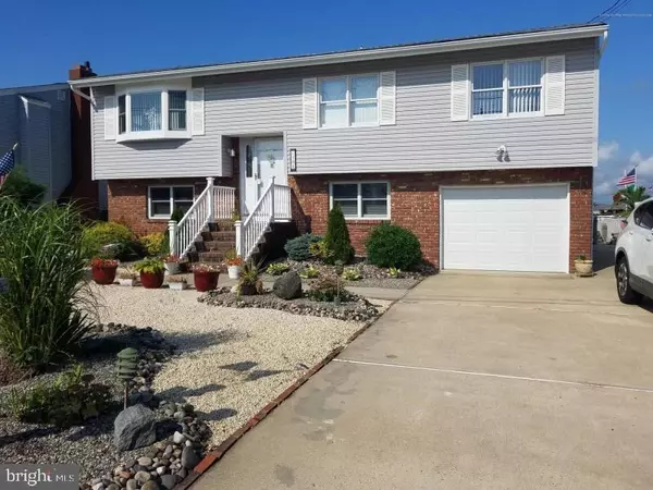 Barnegat, NJ 08005,108 MONTCLAIR RD N