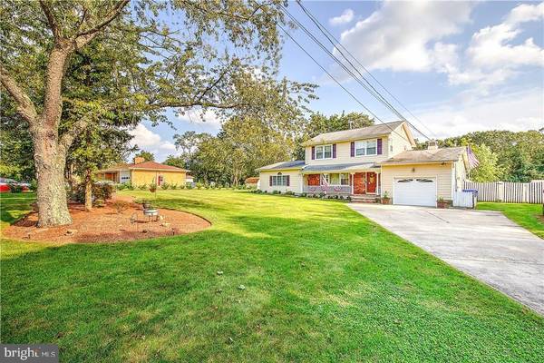 1417 SILVERTON RD, Toms River, NJ 08755