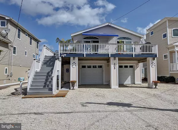 Surf City, NJ 08008,205 N 13TH ST