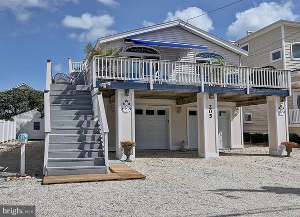 205 N 13TH ST, Surf City, NJ 08008