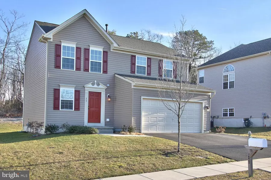 11 TEAKWOOD LN, Barnegat, NJ 08005