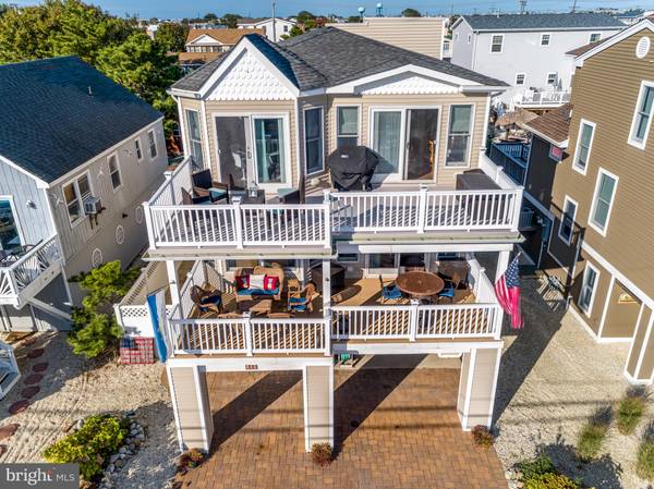 209 W 6TH ST, Ship Bottom, NJ 08008