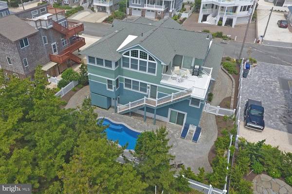 142 E OHIO AVE, Long Beach Township, NJ 08008