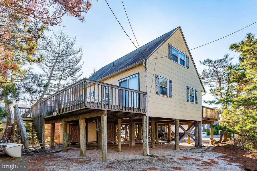 1 E 73RD ST, Harvey Cedars, NJ 08008