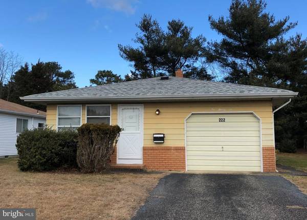 222 FORT DEFRANCE AVE, Toms River, NJ 08757