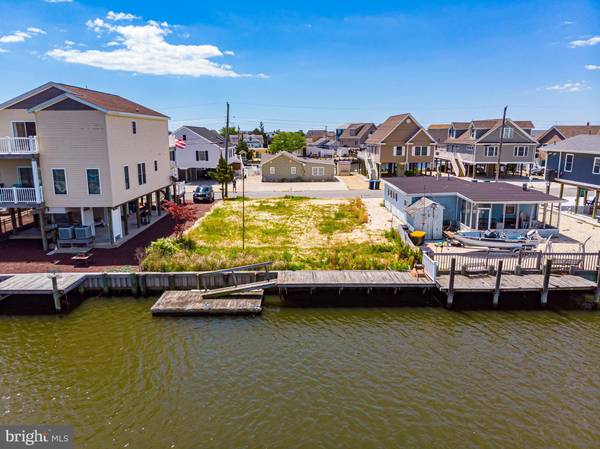 117 E SAIL DR, Tuckerton, NJ 08087