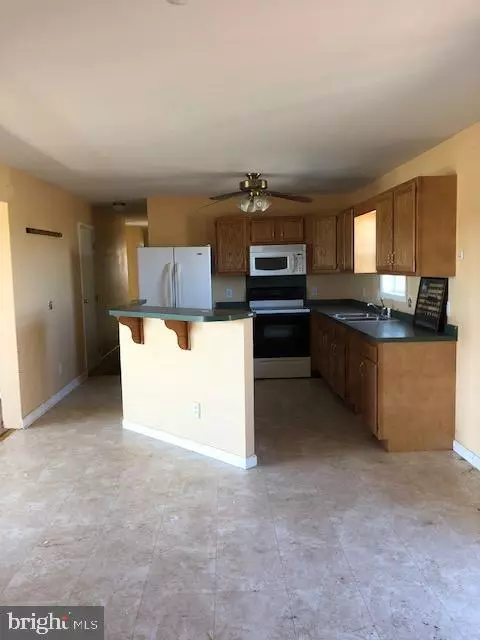 Woodstown, NJ 08098,340 WOODSTOWN DARETOWN RD