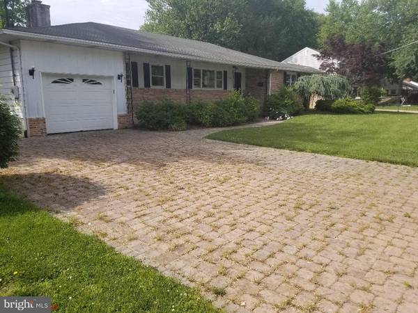 1 WATER ST, Pennsville, NJ 08070