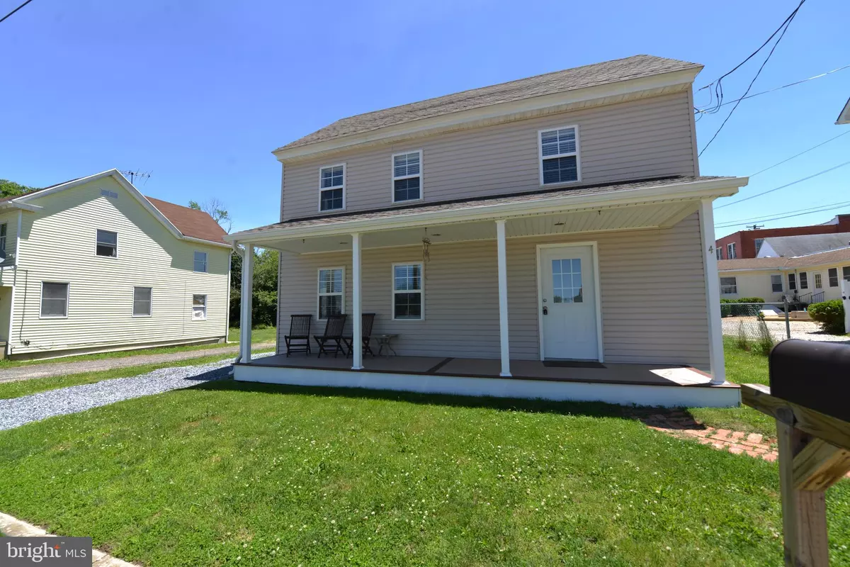 Elmer, NJ 08318,4 MILL ST