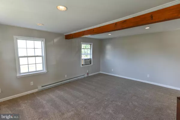 Elmer, NJ 08318,4 MILL ST