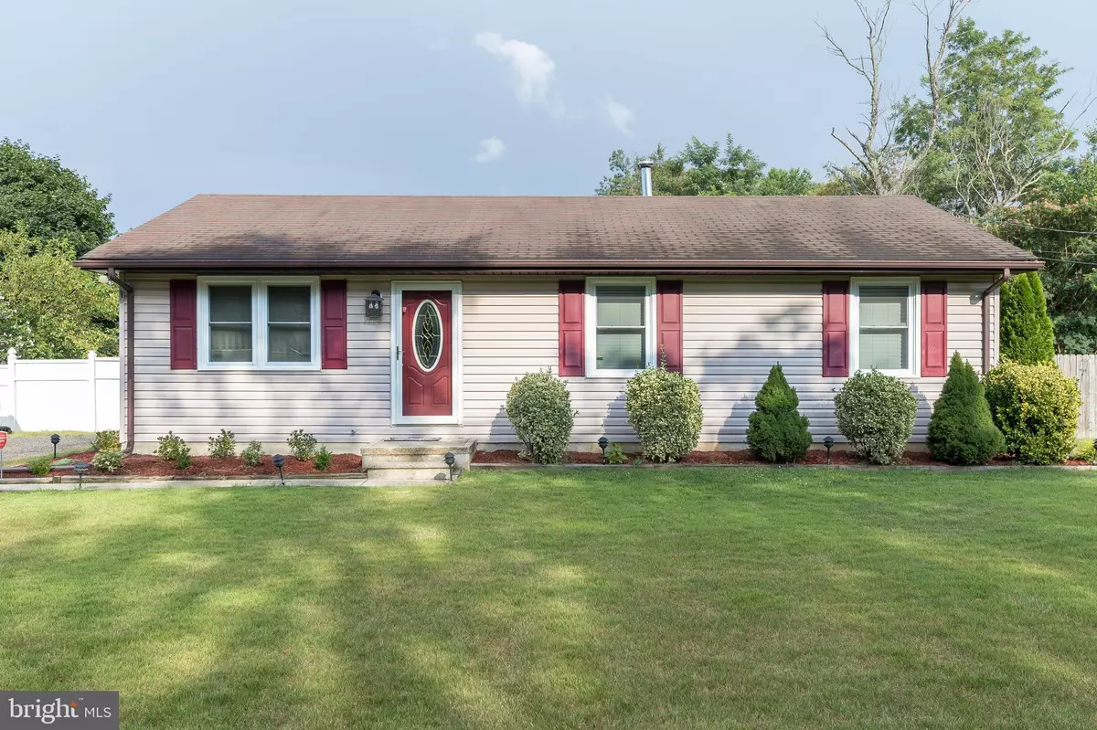 Elmer, NJ 08318,4 MENDES AVE