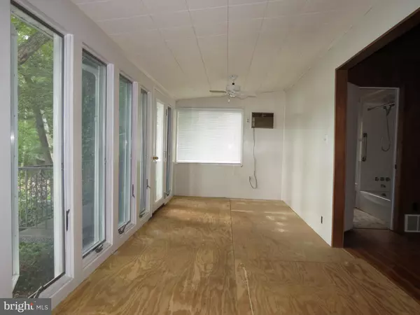 Elmer, NJ 08318,92 RAINBOW TRL