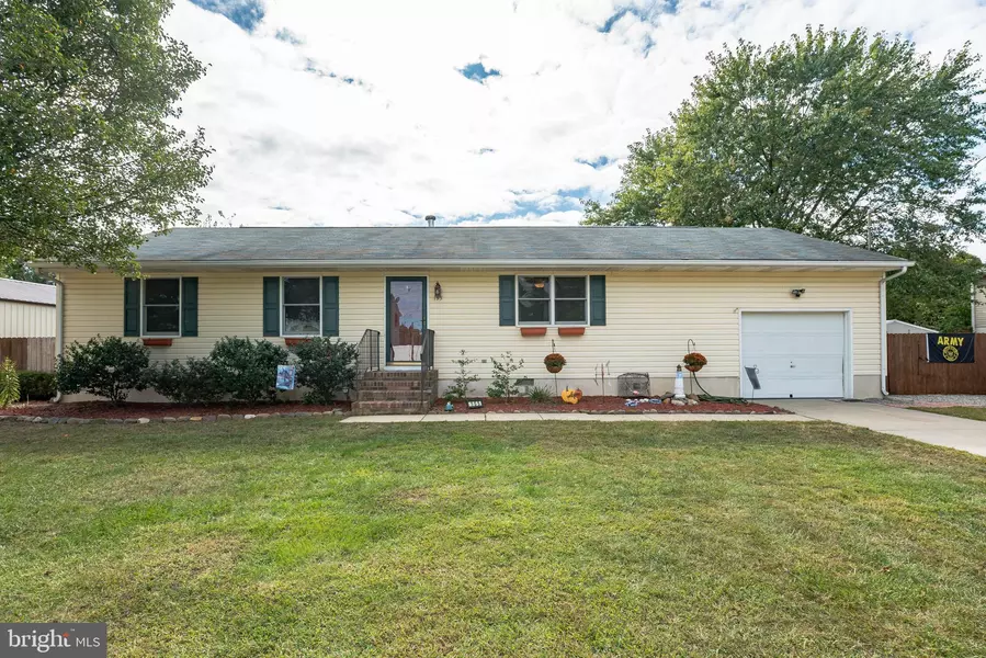 155 BOSTON RD, Pennsville, NJ 08070