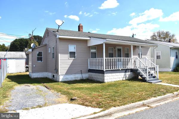 335 TAFT AVE, Carneys Point, NJ 08069