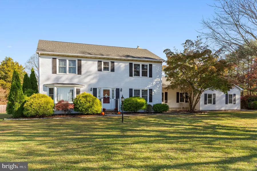 9 WILLOW LN, Pilesgrove, NJ 08098