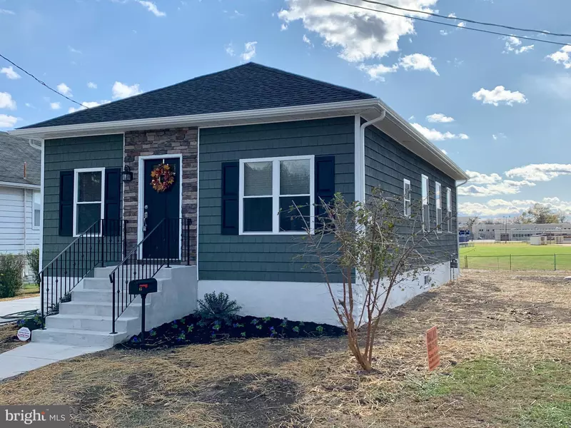 65 E PITTSFIELD ST, Pennsville, NJ 08070