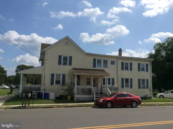 24 STATE ST, Elmer, NJ 08318