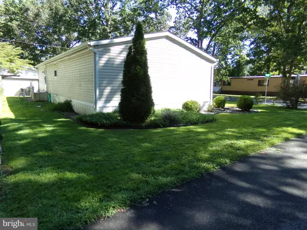 Elmer, NJ 08318,11 LUCEILLE DR